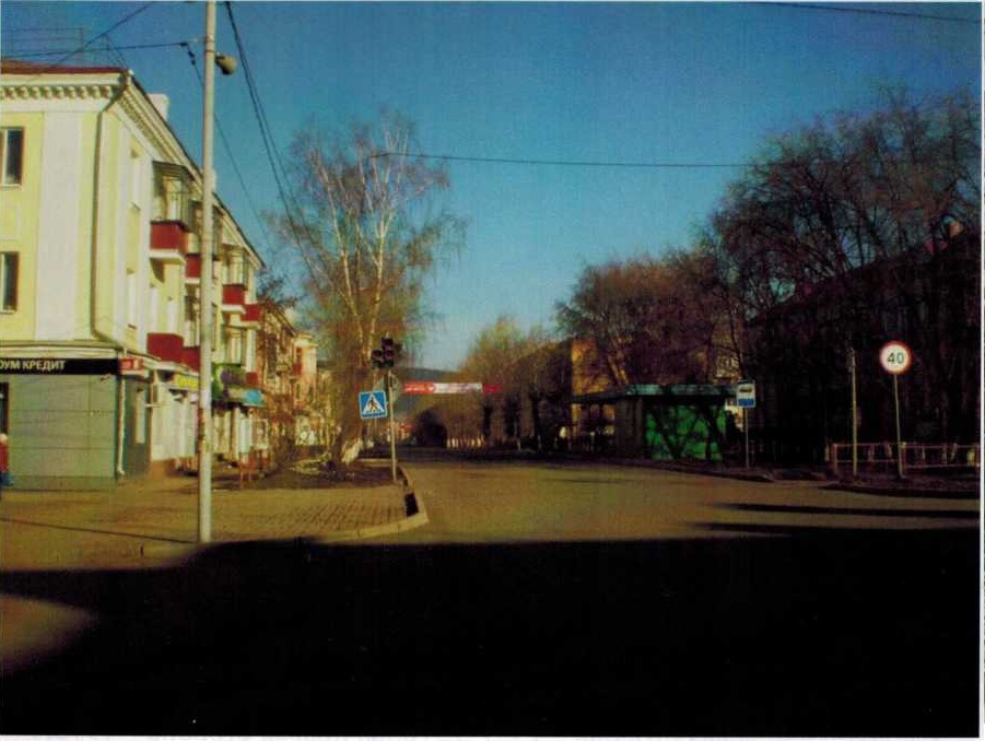 Ул. Пушкина, слева постройки 1951-52 годы, справа 1975 года