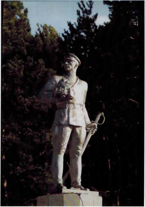 Памятник Блюхеру - автор В.Н Осипов 1981 год