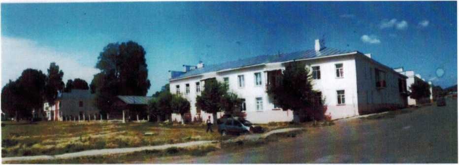 Ул. Военная слева дома постройки 1946 -52 гг., с 1960 г. ул. Овчаренко