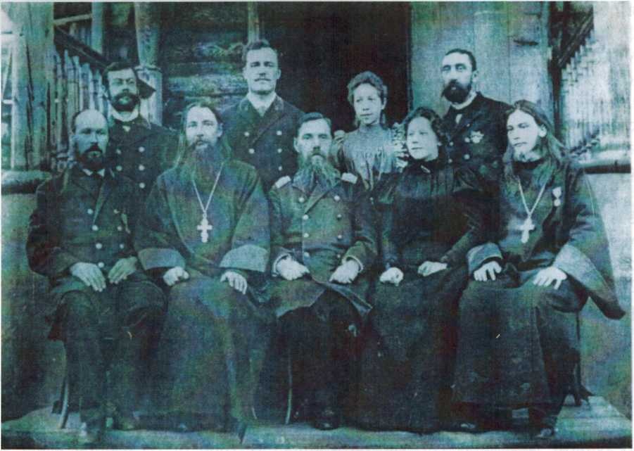 Школа №1 основана в 1867 году, фото учителей 1897 год. Зудилин Михаил Арефьевич - сидит первый слева, Бабичев Кузьма Васильевич - стоит второй слева