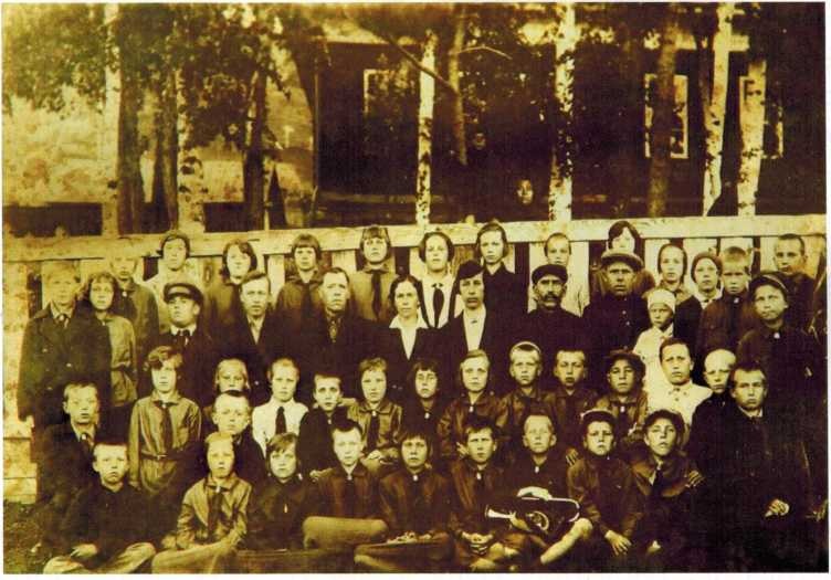 1920-е годы учащиеся Советской Единой Трудовой школы № 6