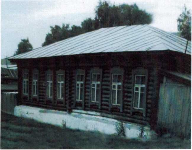 Начальная школа №16 (не сохранилась) находилась в 1930-1937 года по ул. Тюленина.