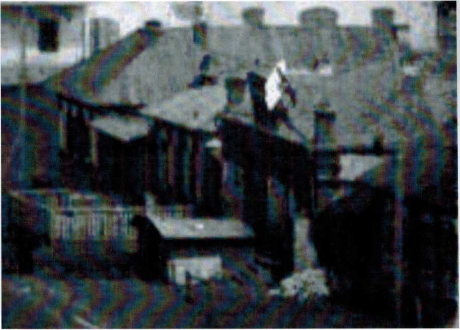 Угол улиц Тирлянская и Коммерческая (Ленина и Точисского) дом и лавка неизвестного купца