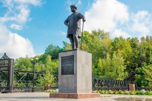 Памятник Ивану Борисовичу Твёрдышеву