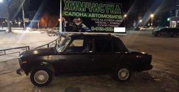 Захламление г. Белорецка рекламой на старых автомобилях