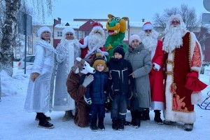 Фотоотчет с открытия Елки и Парада Дедов Морозов в Белорецке