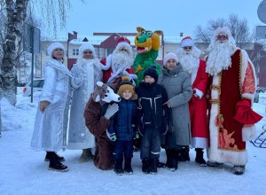 Фотоотчет с открытия Елки и Парада Дедов Морозов в Белорецке
