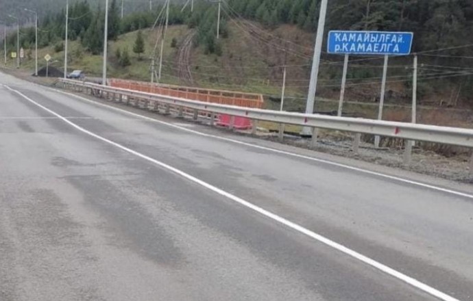 Отремонтирован мост через реку Камаелга 