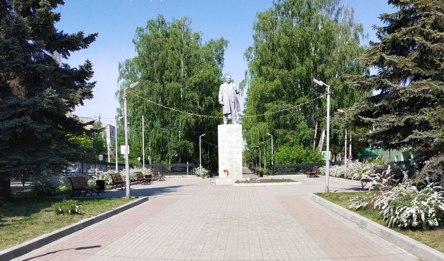 Памятник Владимиру Ильичу Ленину