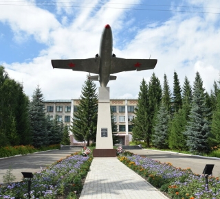 Памятник Летчикам белоречанам